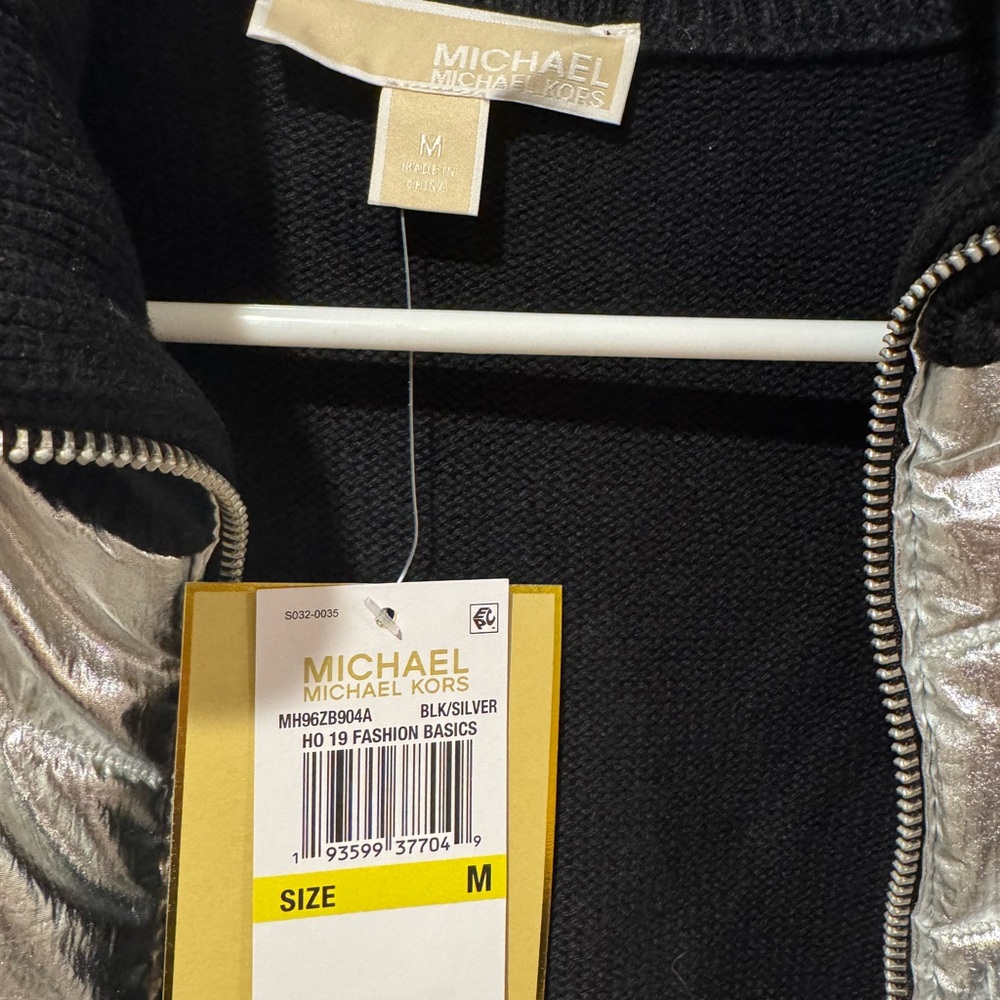 Michael Kors Black and Silver Fashion Puffer Vest
